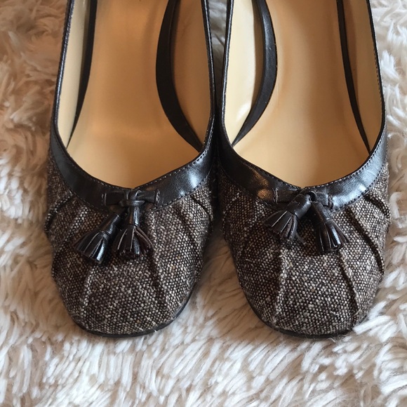 Ann Taylor LOFT Peyton Chic High Heels - Picture 4 of 11